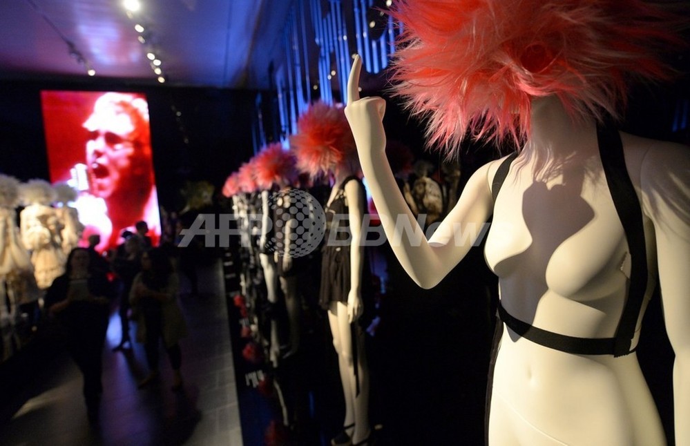 パンクとハイファッションの関係に迫る、NYで「PUNK: Chaos to