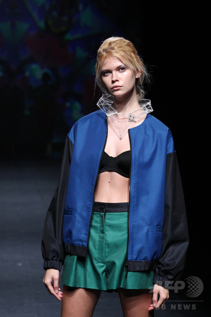 破壊からの再構築、「アツシ ナカシマ」15年春夏