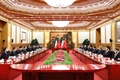 中国・北京で会談する習近平国家主席やイランのイブラヒム・ライシ大統領ら。イラン大統領府提供（2023年2月14日撮影）。(c)AFP PHOTO / HO / IRANIAN PRESIDENCY