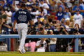 13MLBプレーオフ、ナ・リーグ地区シリーズ（5回戦制）、ロサンゼルス・ドジャース（Los Angeles Dodgers）対アトランタ・ブレーブス（Atlanta Braves）第3戦。3回途中に降板するアトランタ・ブレーブスのフリオ・テヘラン（Julio Teheran、2013年10月6日撮影）。(c)AFP/Getty Images/Victor Decolongon