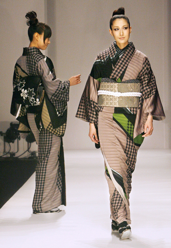 ＜07/08年秋冬東京コレクション＞ジョウタロウ・サイトウ、新作を発表 - 東京