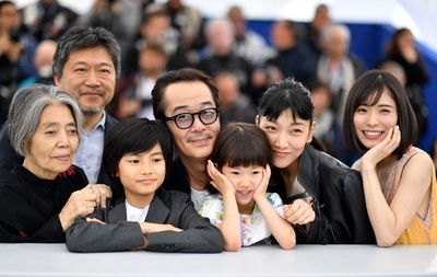 カンヌ映画祭で『万引き家族』フォトコール、安藤サクラら登場