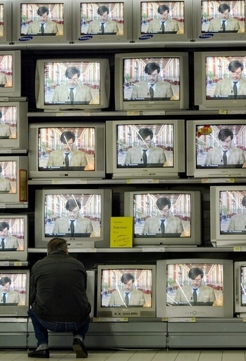 「報道の半分は明るいニュースに」、ルーマニア議会が可決