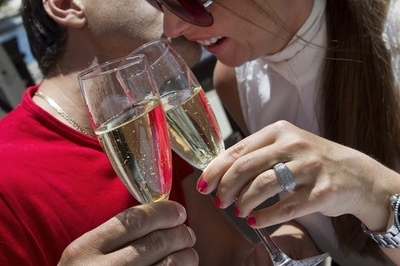 男性の6割が「デート代は割り勘にして！」 米調査結果