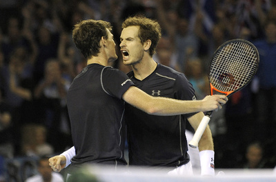 マレーが兄とのダブルスで初戦突破、シティOP