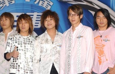 メイデイの口パクを指摘したブロガー、ネットで個人攻撃に遭遇