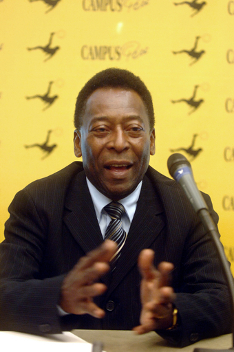 ＜サッカー＞ペレ氏 選手育成プロジェクト「キャンパス・ペレ」を発表 - スイス