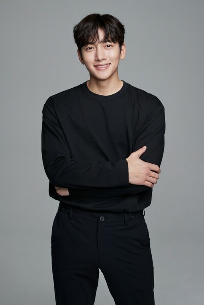 チ・チャンウク、トルコ・シリア地震の被害児童に1億ウォン寄付