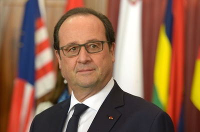 仏大統領の支持率、同時テロ受け急上昇 12年以降最高に