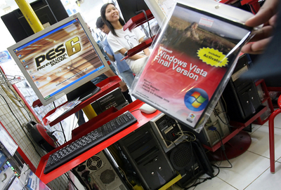 マイクロソフト・ビスタ、コピー商品がフライング・スタート - インドネシア