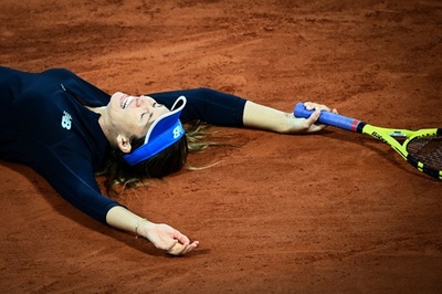 26歳コリンズ、「普通でないルート」たどり全仏OP8強入り