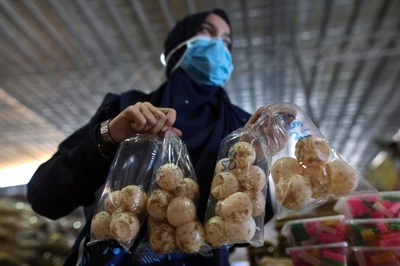 マレーシアのウミガメ産卵地、繁殖目指し卵の取引全面禁止へ