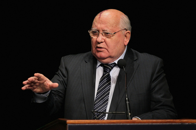 「核兵器の全廃を」 ゴルバチョフ氏、条約批准しない米国を批判