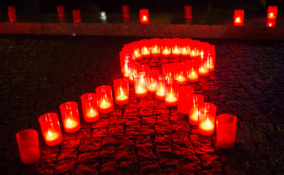 抗HIV治療停止後12年間「寛解」、世界初の症例 研究