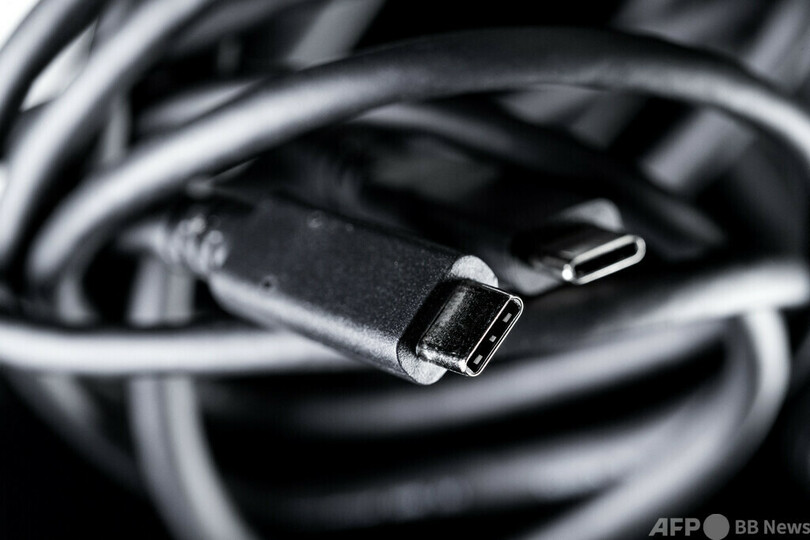 EU、スマホ充電端子の規格統一 「USB-C」に