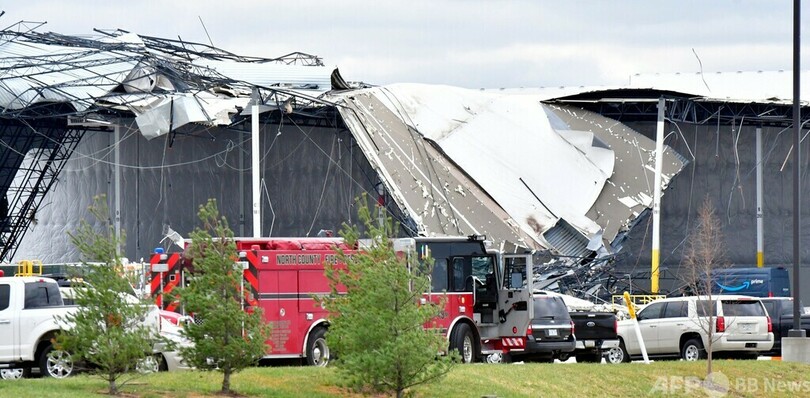 米5州で大規模な竜巻、死者100人超か