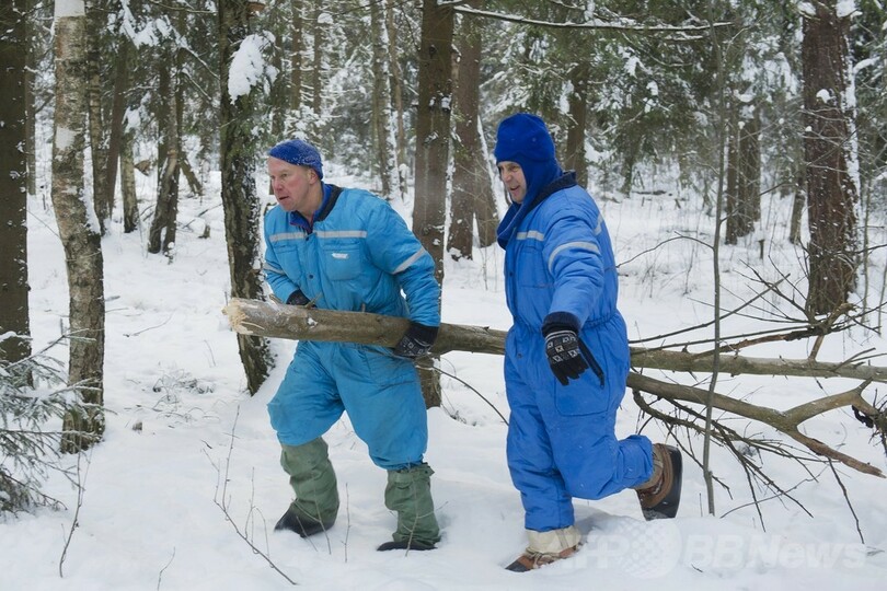 ISSで役に立つ？宇宙飛行士、真冬の森でサバイバル訓練
