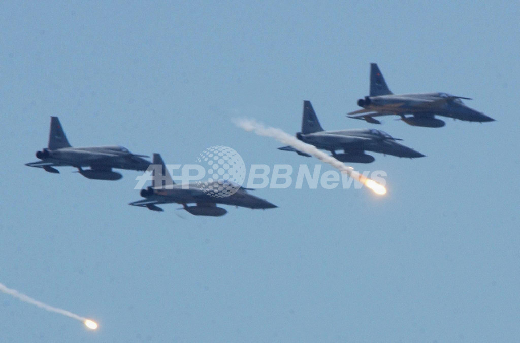 マレーシア空軍戦闘機のエンジン2基盗難、軍幹部が関与か マレーシア空軍戦闘機のエンジン2基盗難、軍幹部が関与か