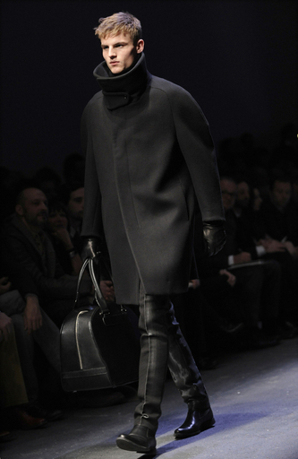 09/10年秋冬ミラノ・メンズコレクション＞新生ジャンフランコ・フェレ