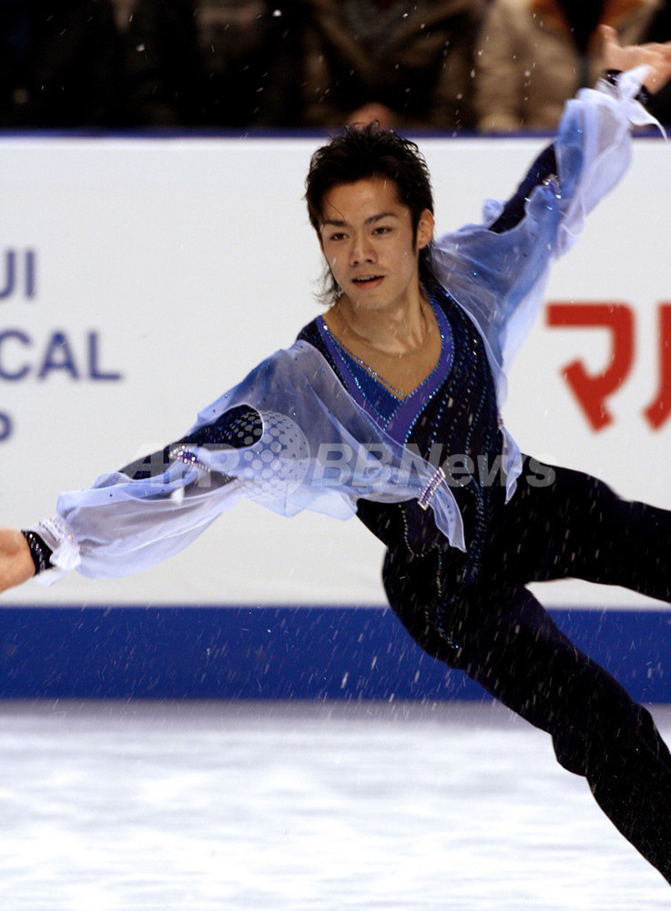 レア 新品未開封 高橋大輔 2014カレンダー 男子フィギュアスケート asahi.com：転倒する高橋大輔＝4月20日、ジャパンオープン