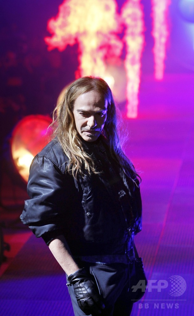 業界人から絶賛の声、ジョン・ガリアーノの「マルジェラ」 写真3枚