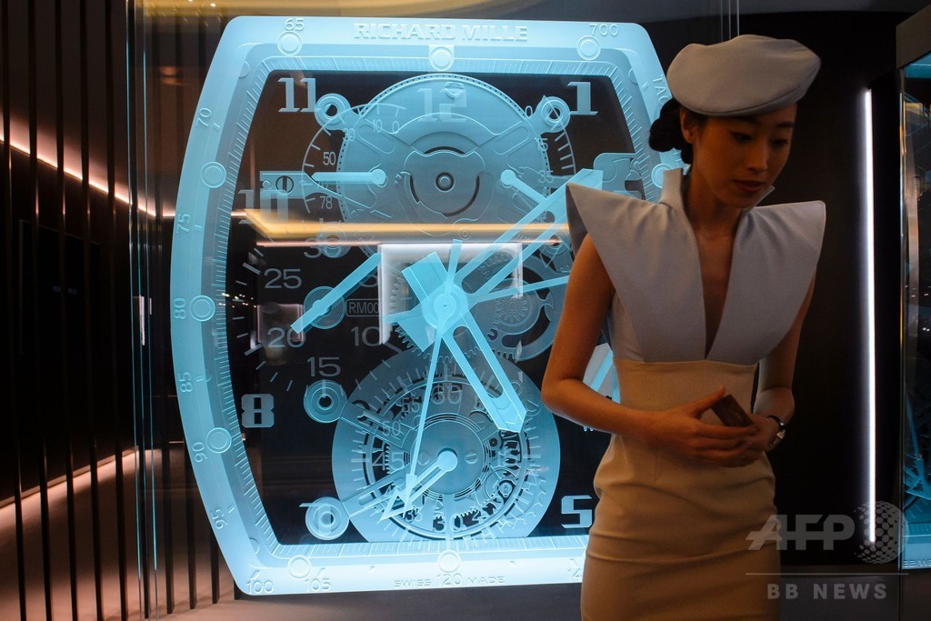 【写真特集】国際高級時計見本市「SIHH 2016」開幕