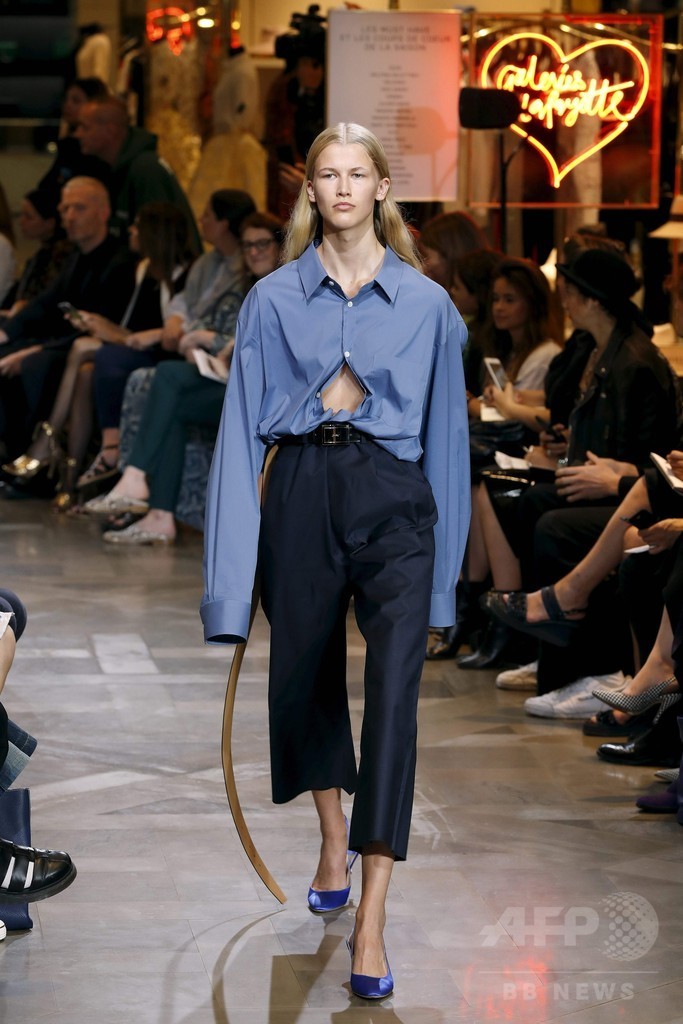 「ヴェトモン」17年春夏コレクション