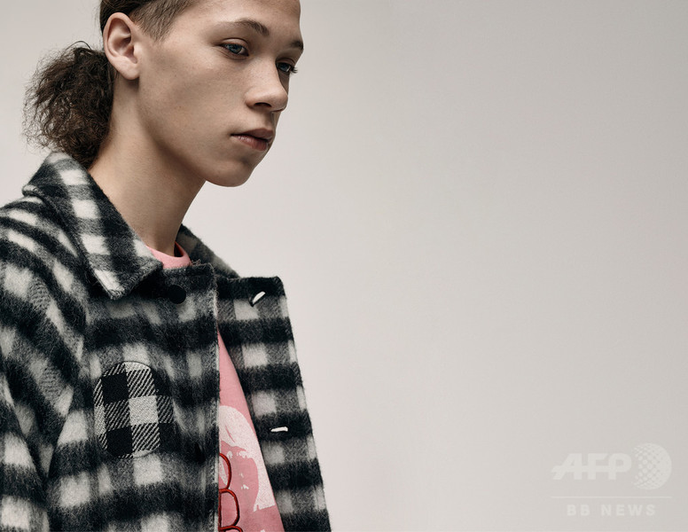 「アレキサンダー ワン」16年秋冬メンズコレクション