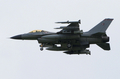 シチリア（Sicily）島のシゴネラ（Sigonella）基地から発進したデンマーク軍のF16戦闘機（2011年3月21日撮影、資料写真）。(c)AFP/MARIO LAPORTA