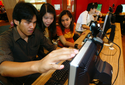 YouTubeファンは素人作品がお好み - 米国