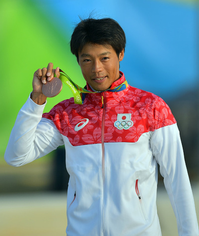 カヌー・スラロームで羽根田が銅メダル リオ五輪