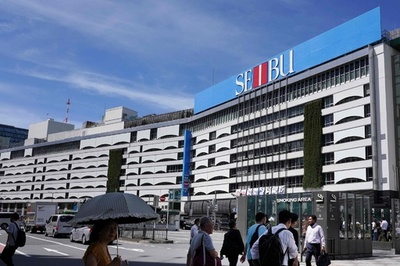 First strike in six decades closes famous Japan department store