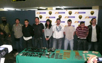 麻薬組織とともに逮捕のメキシコのミスコン優勝者、賞の1つをはく奪される