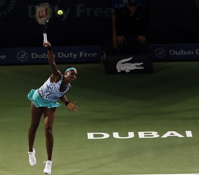 ヴィーナスが17歳のベンチッチを一蹴、ドバイ・テニス選手権