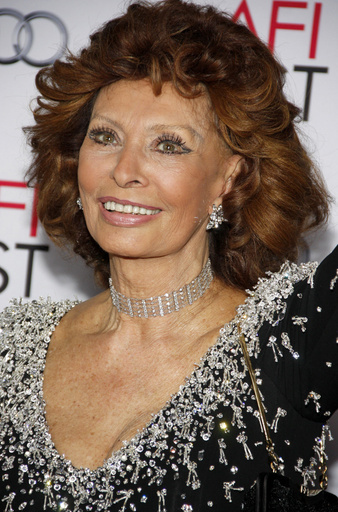 ドルチェ＆ガッバーナ、81歳の大女優ソフィア・ローレンに捧げる口紅を発売