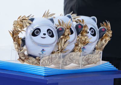 五輪マスコットが10倍の価格で転売 人気急上昇、詐欺事件も