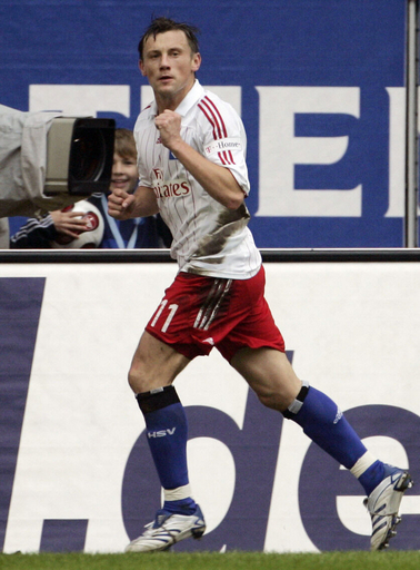 ハンブルガー シュツットガルトに4-1で快勝