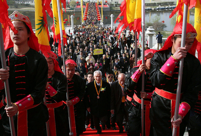 先祖をまつる伝統行事「清明節」 - 中国