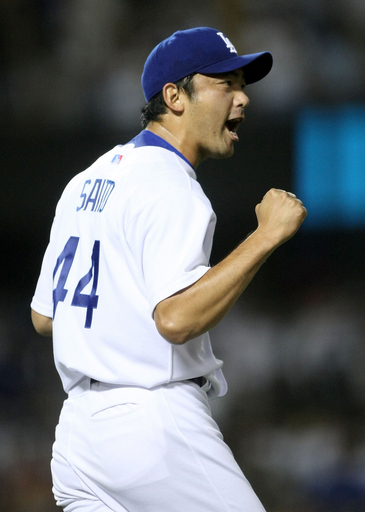 斉藤隆 パドレス戦で38セーブ目を挙げる