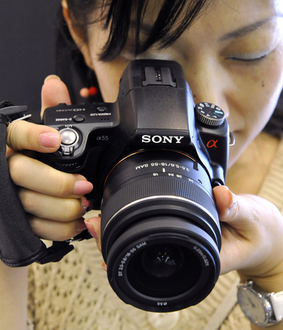 ソニー、デジタル一眼「α55」発売