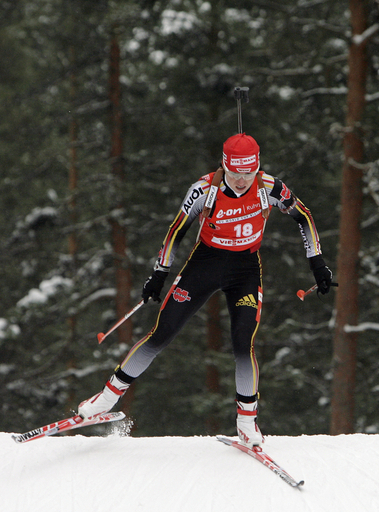 ＜バイアスロン 06-07W杯・第7戦＞女子個人15キロメートル、ヘンケルが今季5勝目を挙げる - フィンランド