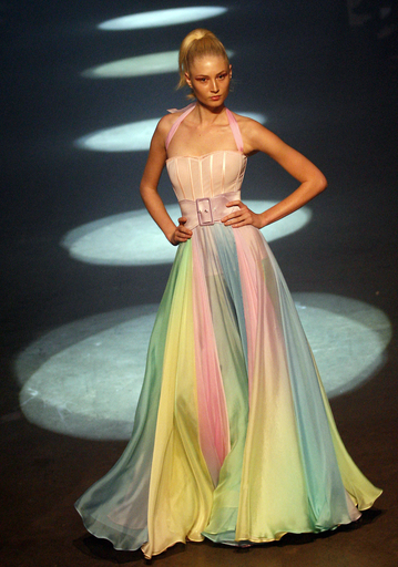 ＜07/08年春夏シドニー・コレクション＞アレックス・ペリー、新作を発表 - オーストラリア