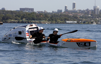 世界初タスマン海カヤック横断挑戦、子供たち支援も - オーストラリア