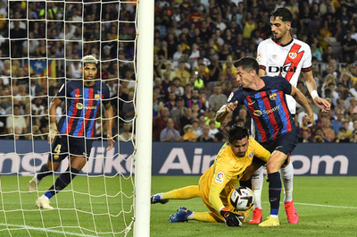 新戦力3人先発のバルセロナ、開幕戦は不満残るドロー