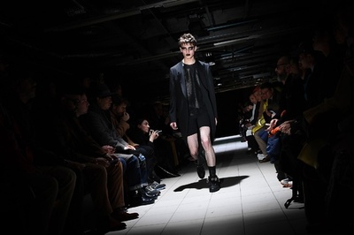 「コム デ ギャルソン・オム プリュス」19/20年秋冬メンズ