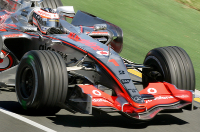 ＜07 F1・第1戦 オーストラリアGP＞公式予選 、アロンソ 2番グリッドを獲得 - オーストラリア