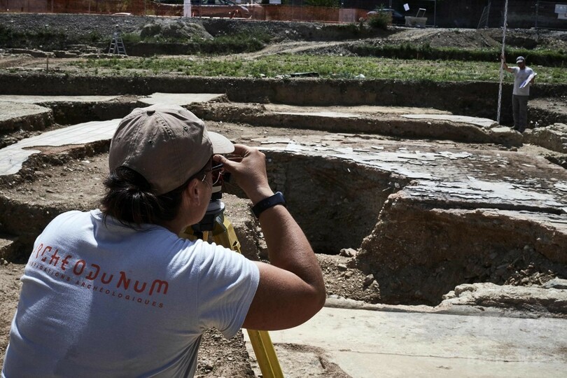 「リトル・ポンペイ」 仏南東部で遺跡発見 モザイク画も