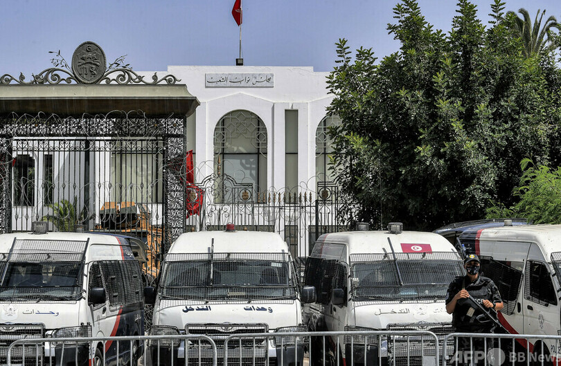  女子高生にセクハラ行為、国会議員に禁錮1年 チュニジア