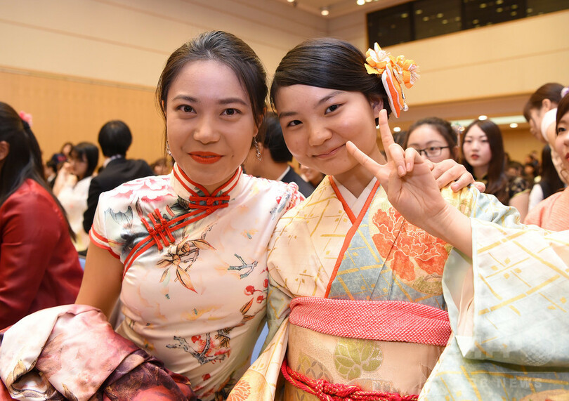 日中合同で成人式、交流を深める　北京