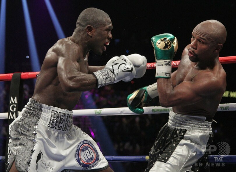 メイウェザー「これで終わった」―49戦無敗でキャリアに終止符